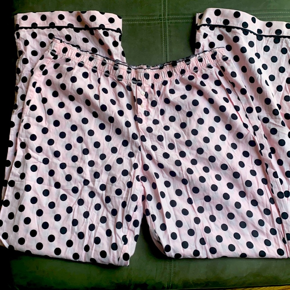 Victoria’s Secret Pink and Black Polka Dot PJ Set
